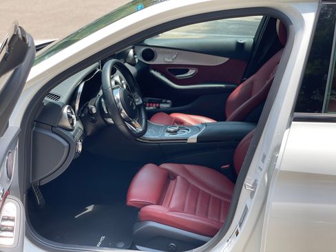 Used 2019 Mercedes-Benz C 300 Sedan image 10