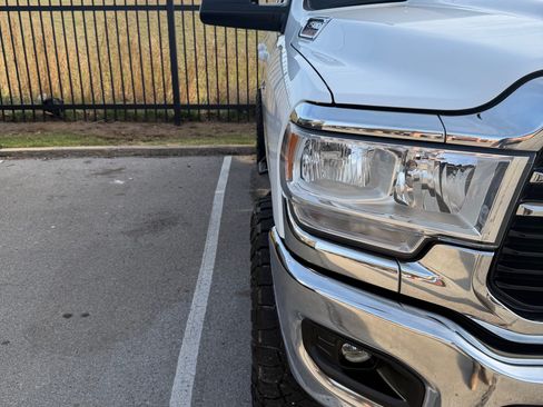 Used 2021 RAM 2500 Big Horn w/ Level 1 Equipment Group image 5