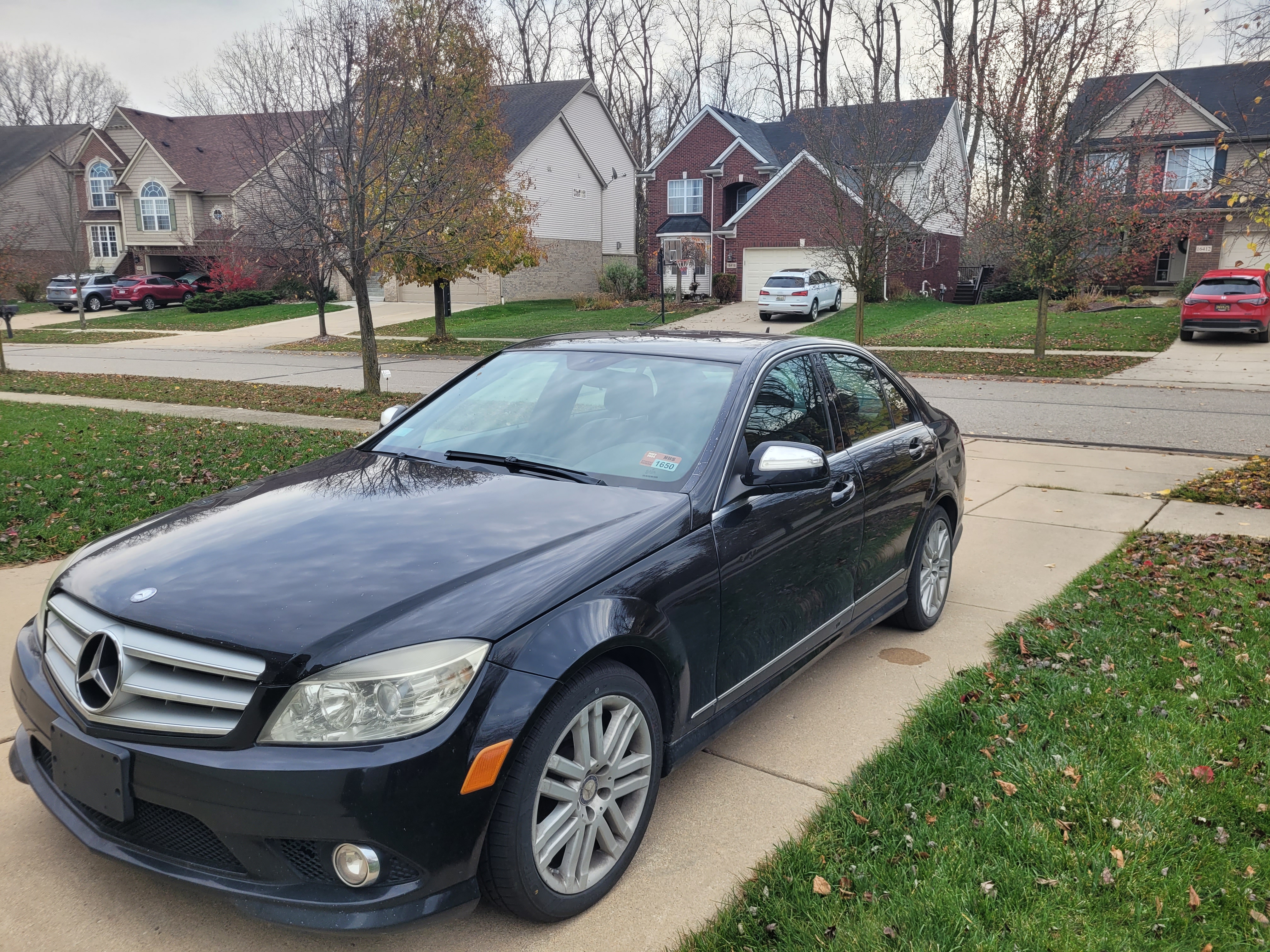 Used 2008 Mercedes-Benz C 300 Sedan image 4