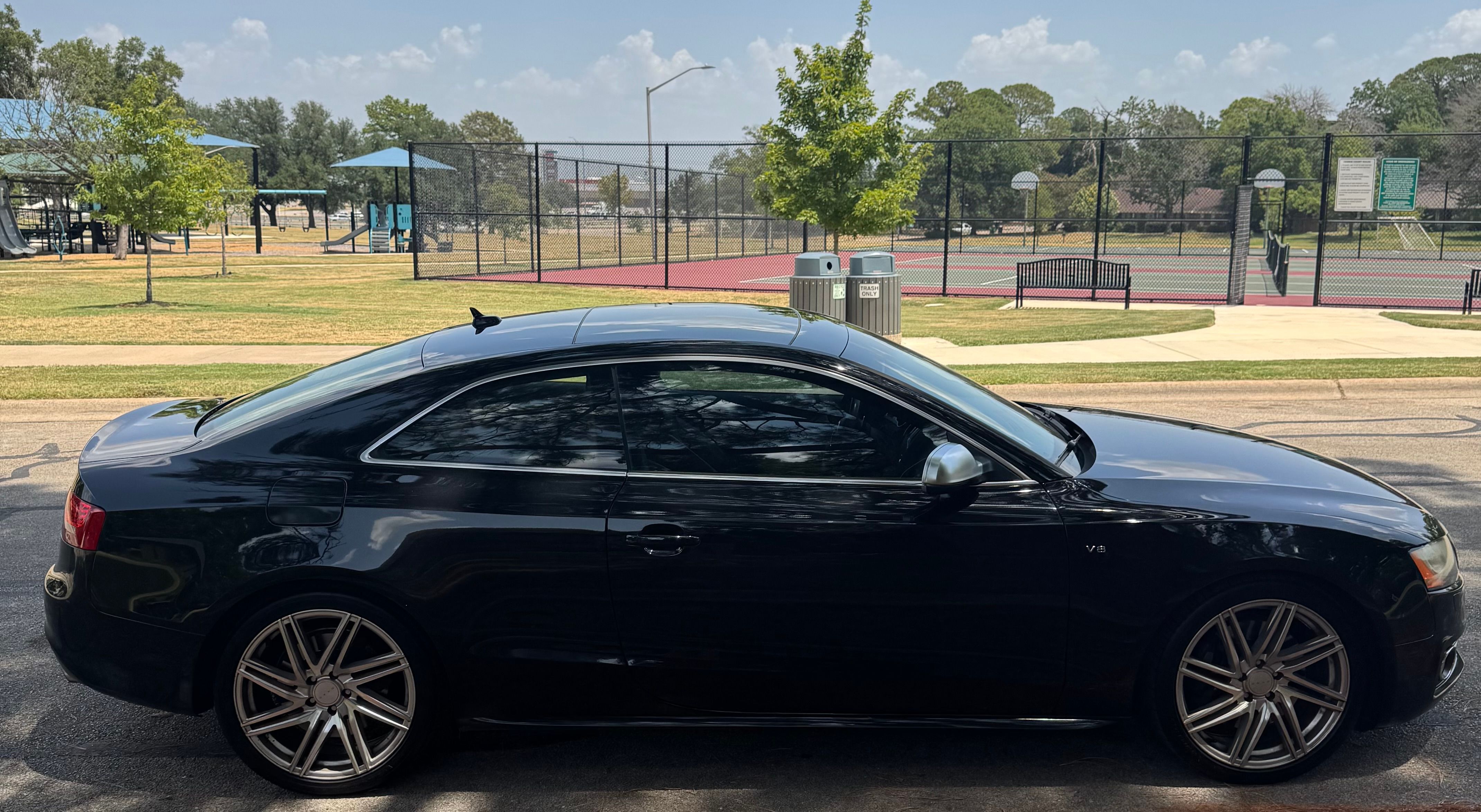 Used 2010 Audi S5 Prestige AWD/4WD image 4