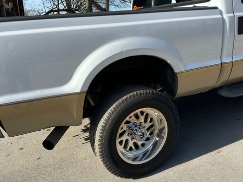 Used 2000 Ford F250 4x4 Crew Cab Super Duty image 5