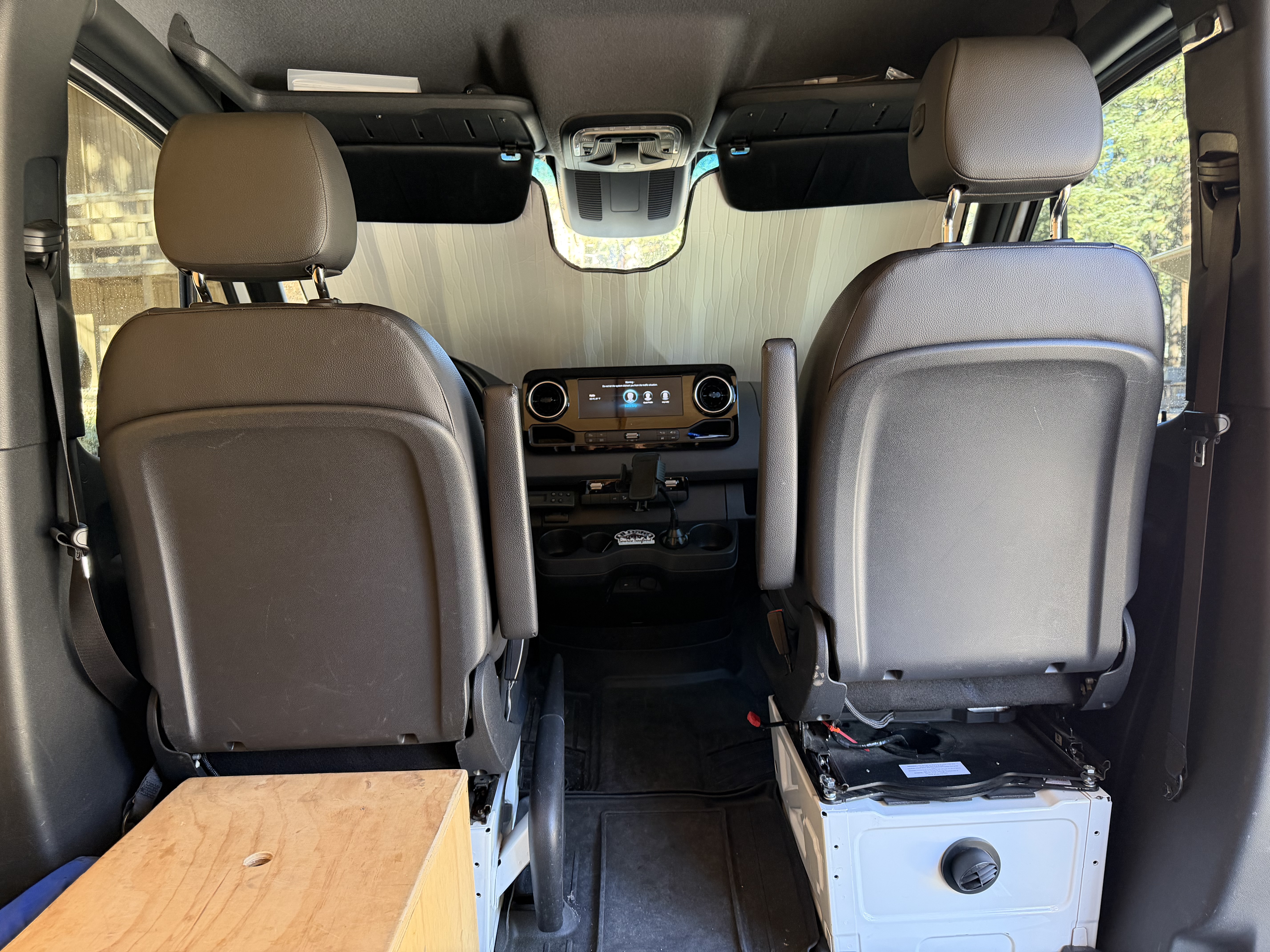 Used 2020 Mercedes-Benz Sprinter 2500 image 10