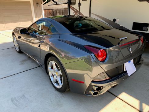 Used 2011 Ferrari California Convertible 2D image 6