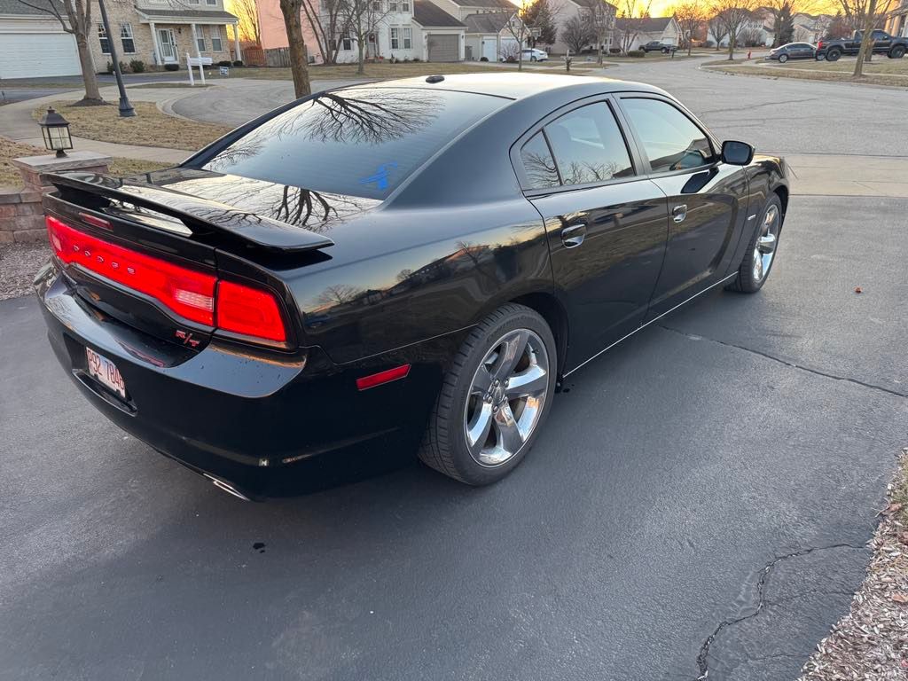 Used 2014 Dodge Charger R/T RWD image 4