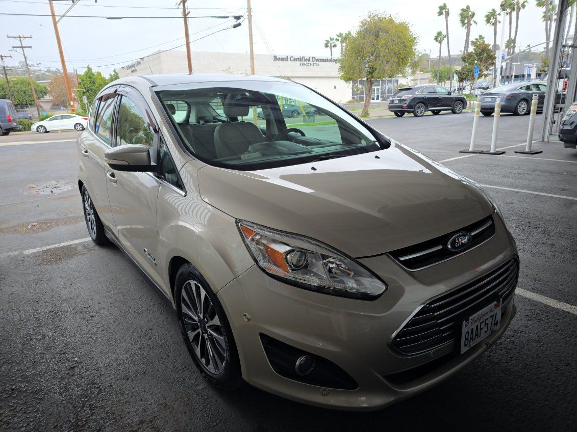 Used 2017 Ford C-MAX Energi Titanium w/ Equipment Group 501A FWD image 1