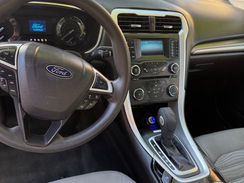 Used 2016 Ford Fusion S image 1