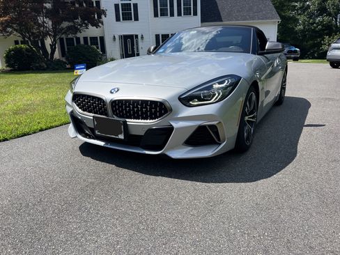 Used 2020 BMW Z4 M40i w/ Premium Package RWD image 4