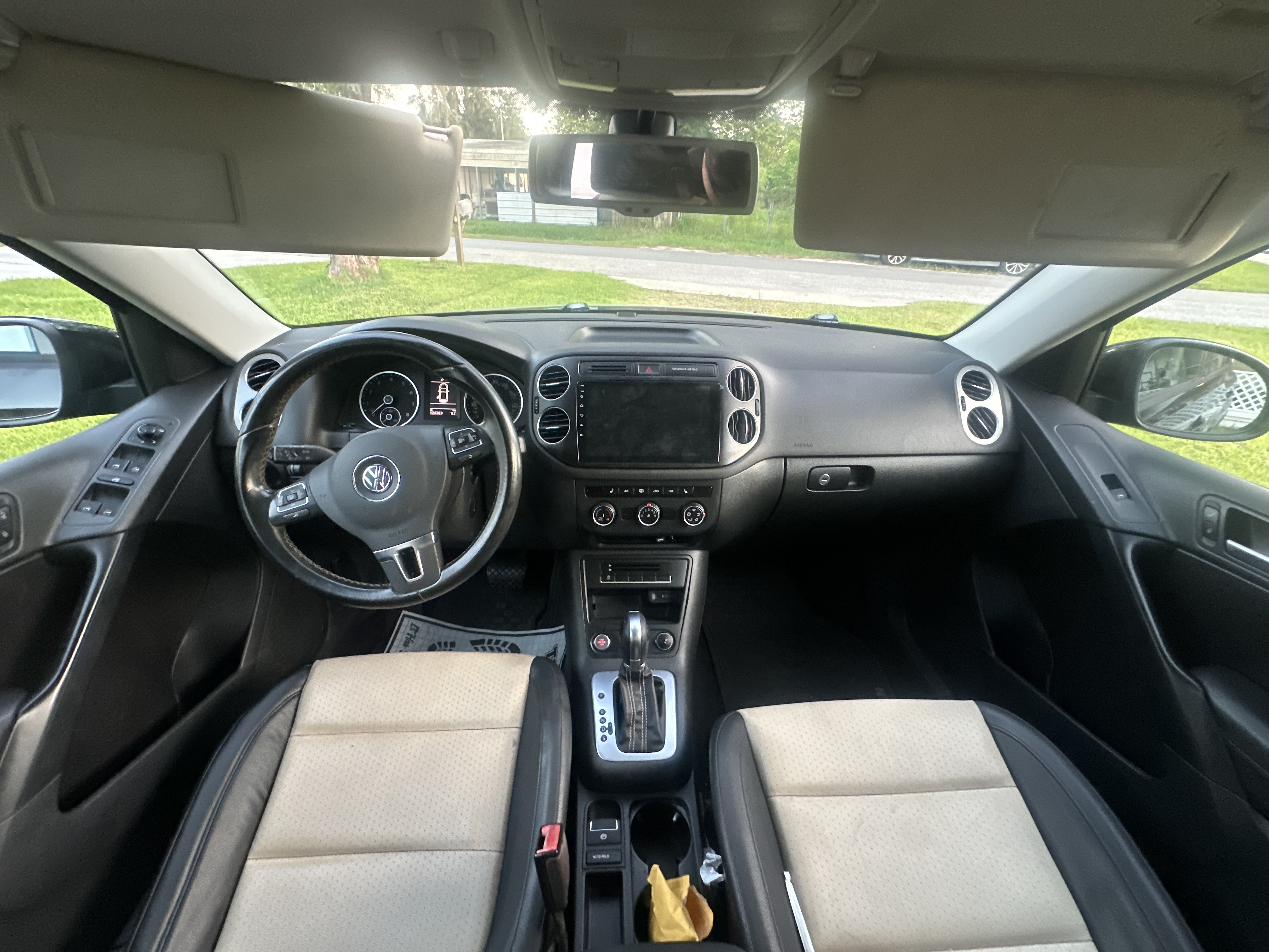 Used 2016 Volkswagen Tiguan S FWD image 8
