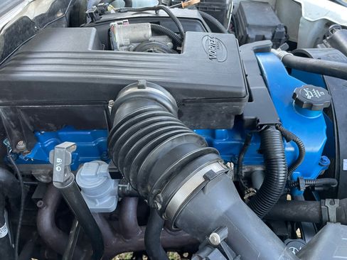 Used 2010 Chevrolet Colorado W/T w/ Mid Box Prep Package image 10