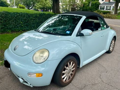 Used 2005 Volkswagen Beetle GLS FWD image 12