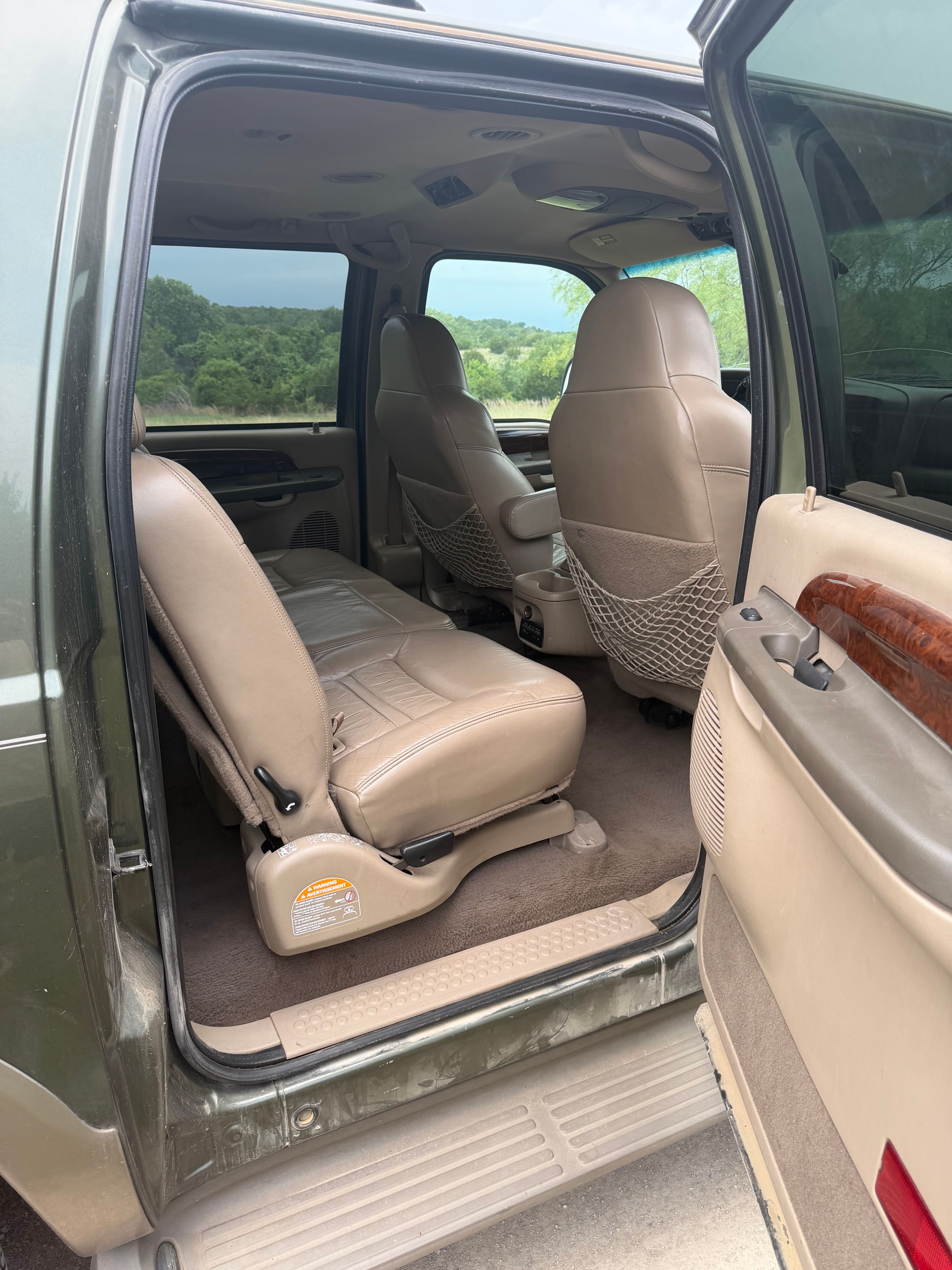 Used 2000 Ford Excursion Limited AWD/4WD image 12