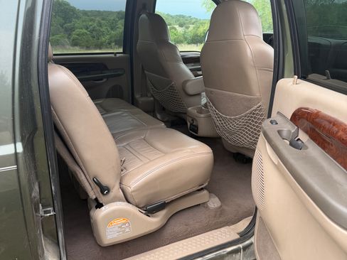 Used 2000 Ford Excursion Limited AWD/4WD image 12