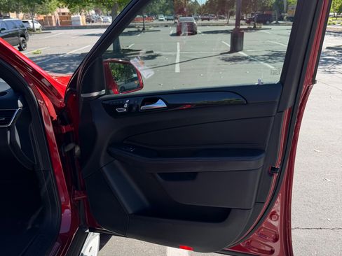 Used 2018 Mercedes-Benz GLS 450 4MATIC image 14