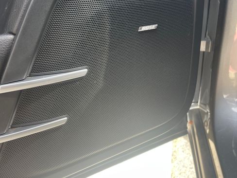 Used 2014 Porsche Cayenne Platinum Edition image 31