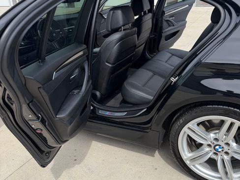 Used 2014 BMW 550i xDrive Sedan AWD/4WD image 8