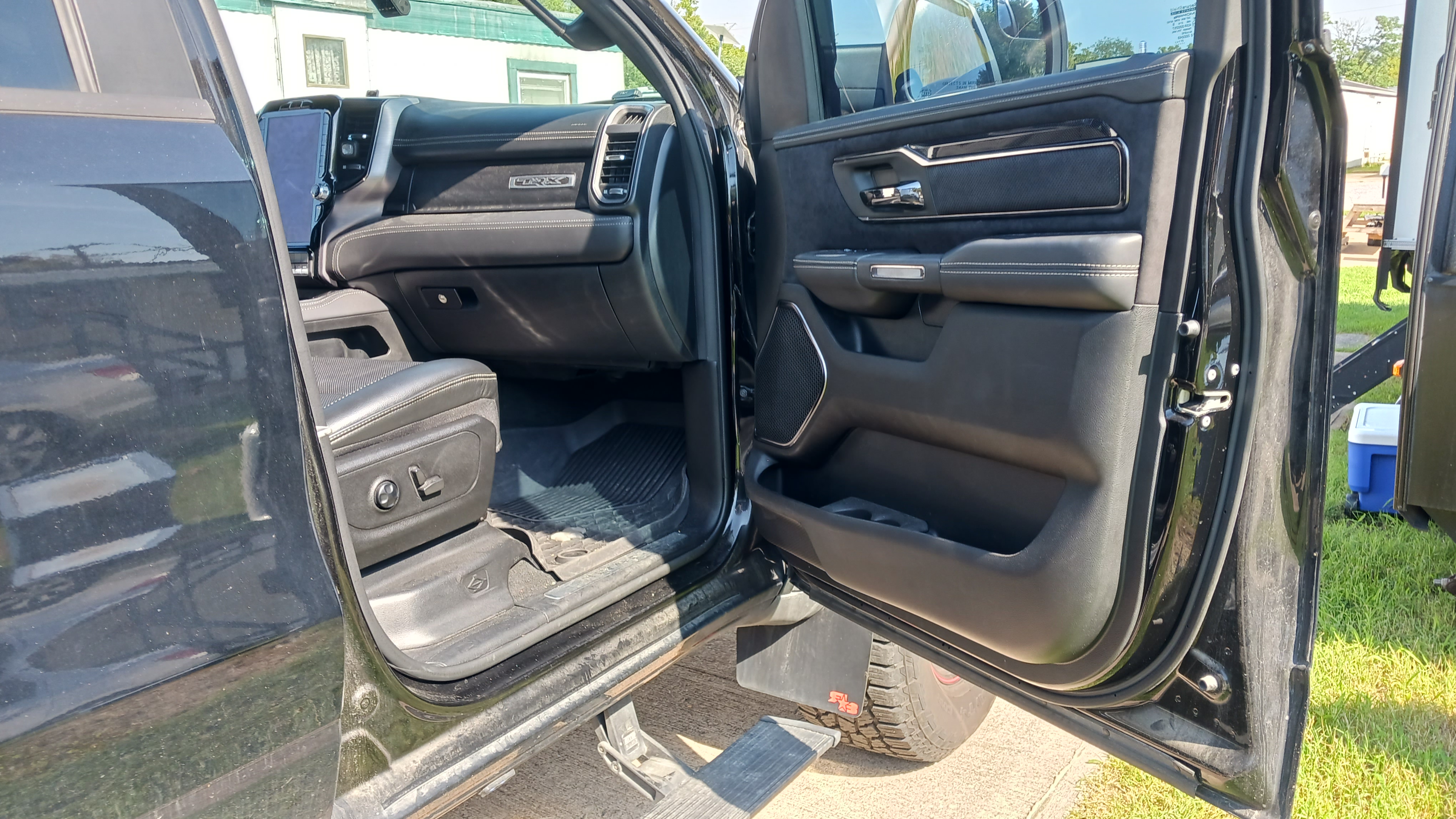 Used 2022 RAM 1500 TRX w/ TRX Level 1 Equipment Group AWD/4WD image 13