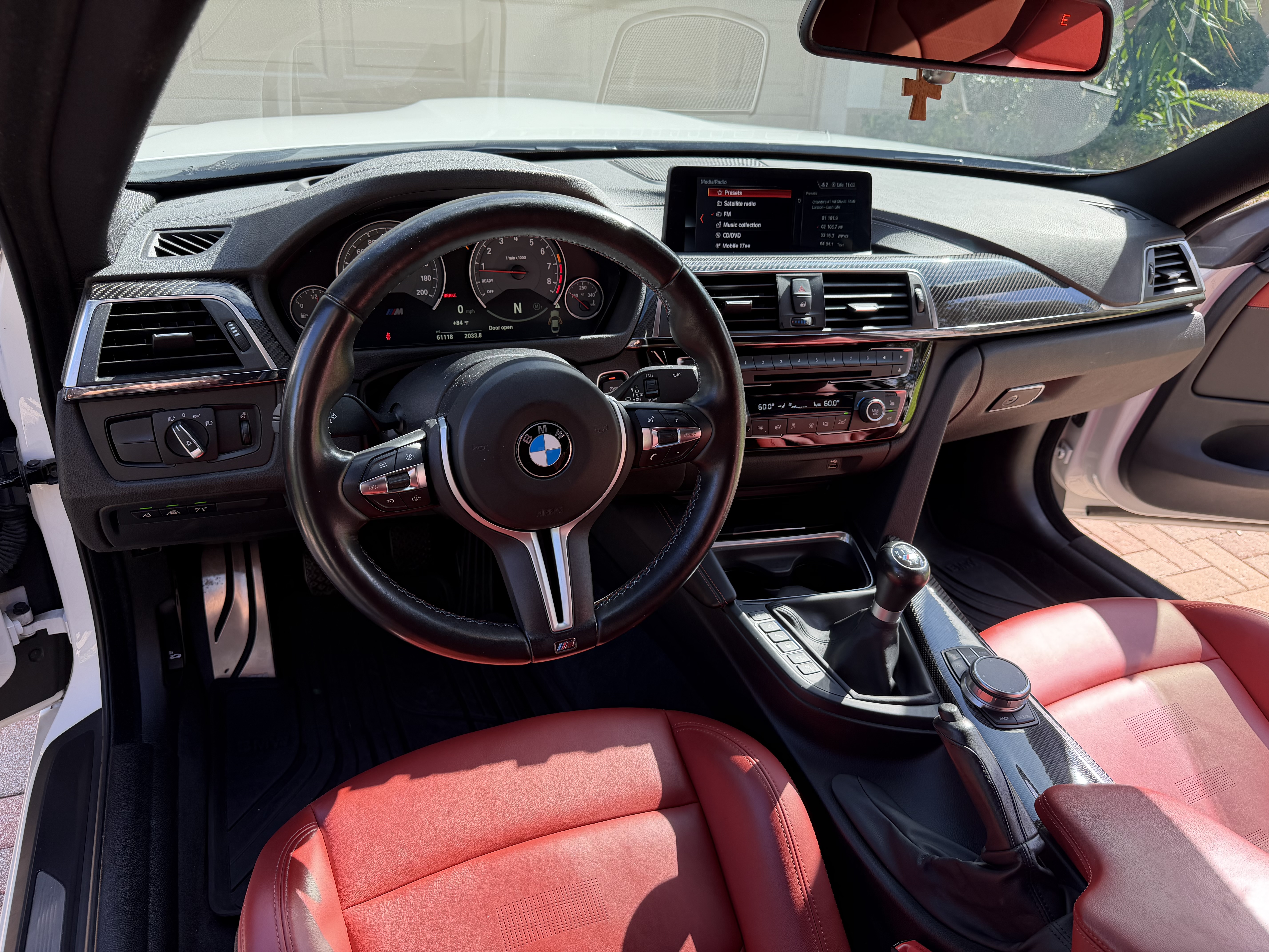 Used 2018 BMW M4 Coupe RWD image 15