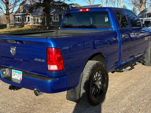 Used 2017 RAM 1500 Express image 6