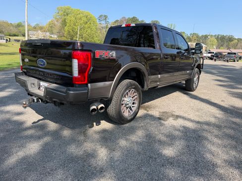 Used 2019 Ford F250 King Ranch w/ King Ranch Ultimate Package image 5