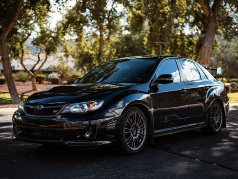 Used 2011 Subaru Impreza WRX STI Limited image 2