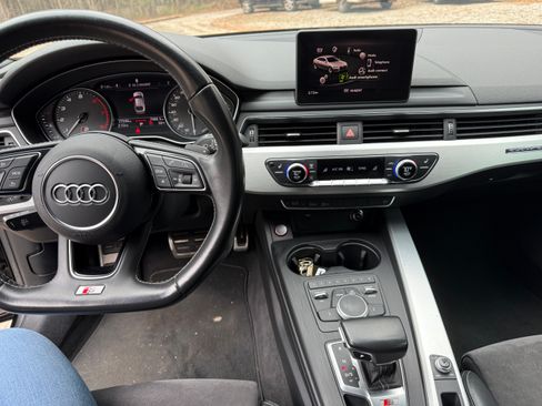 Used 2019 Audi S5 Premium w/ Convenience Package image 20