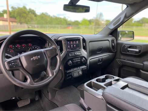 Used 2020 Chevrolet Silverado 1500 Custom Trail Boss AWD/4WD image 6