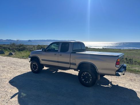Used 2001 Toyota Tundra SR5 image 1