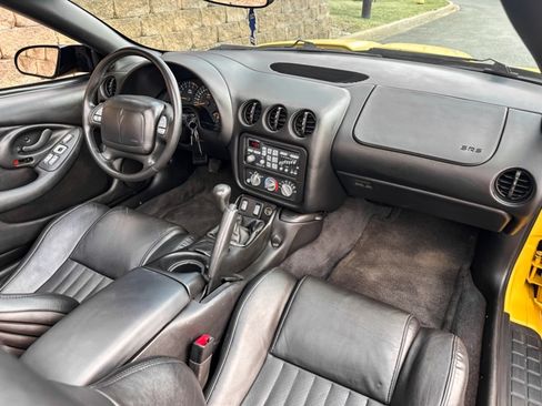 Used 2002 Pontiac Firebird Trans Am image 17
