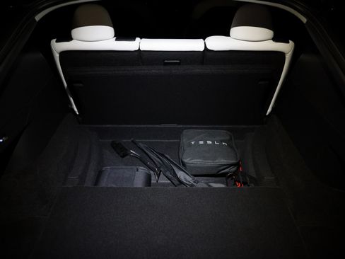 Used 2022 Tesla Model Y Performance image 20