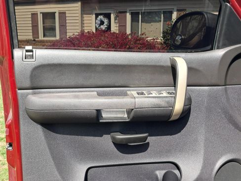 Used 2009 Chevrolet Silverado 1500 LT w/ Power Pack Plus image 8