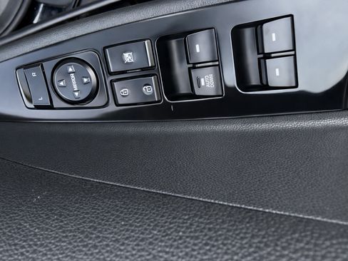 Used 2020 Hyundai Tucson SE w/ Cargo Package image 8