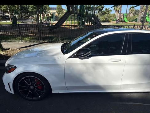 Used 2019 Mercedes-Benz C 300 Sedan image 4