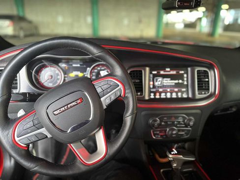 Used 2016 Dodge Charger R/T Scat Pack w/ Technology Group image 13
