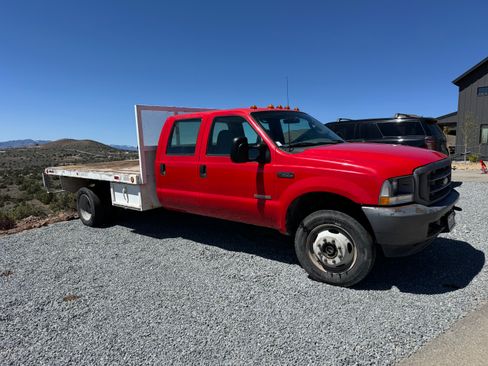 Used 2003 Ford F550 4x4 Crew Cab Super Duty image 1
