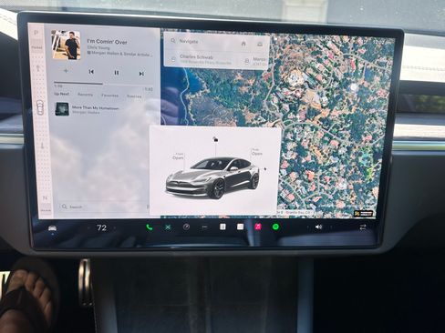 Used 2022 Tesla Model S Standard Range image 16