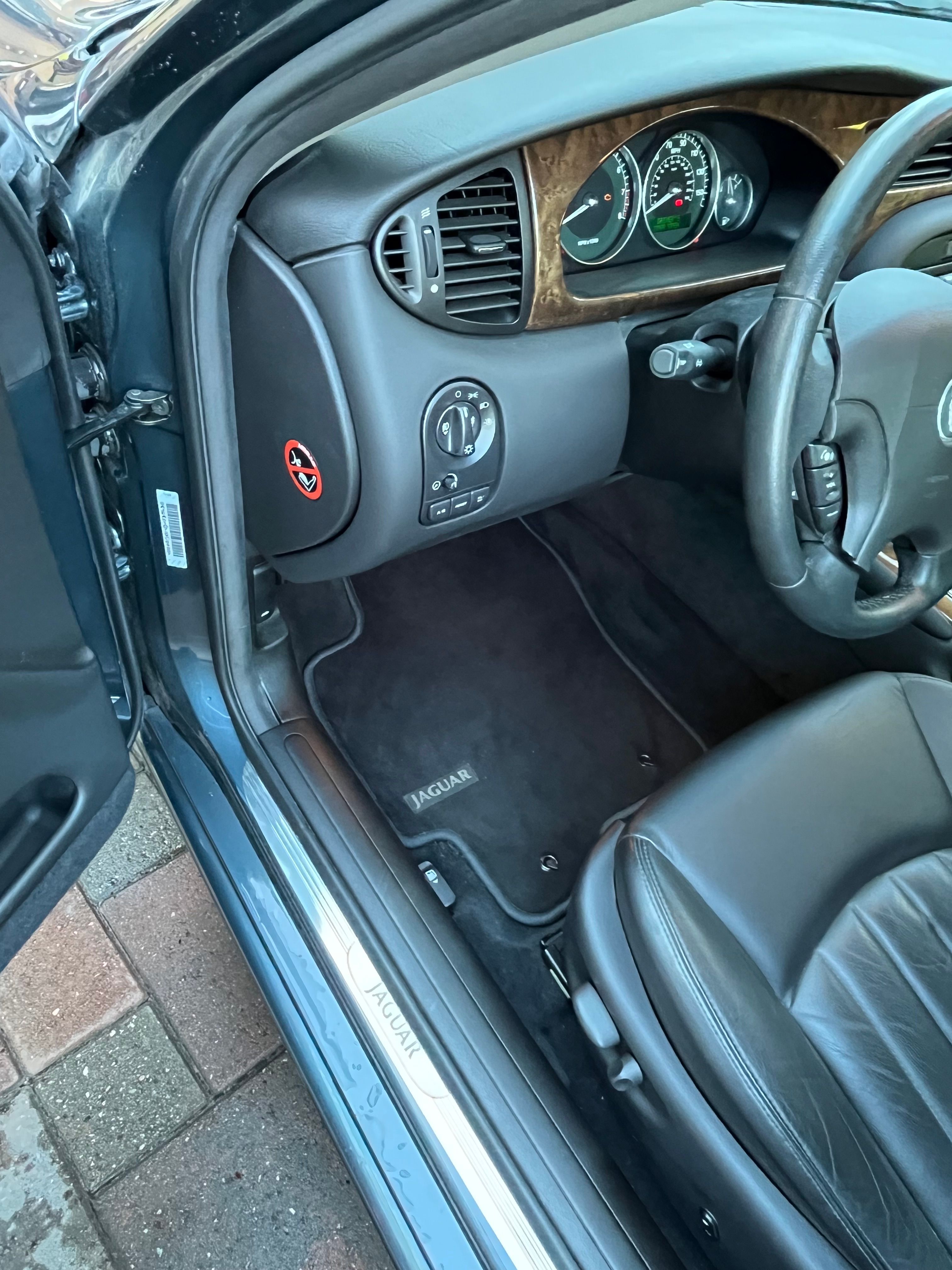 Used 2002 Jaguar X-TYPE 2.5 AWD/4WD image 15