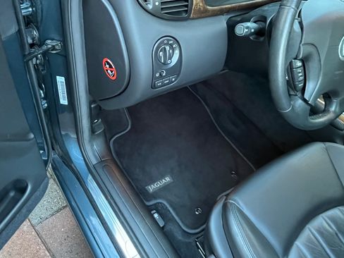 Used 2002 Jaguar X-TYPE 2.5 AWD/4WD image 15