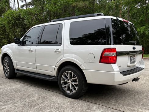 Used 2016 Ford Expedition XLT w/ Equipment Group 201A image 12