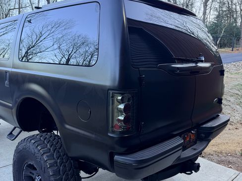 Used 2000 Ford Excursion Limited image 12