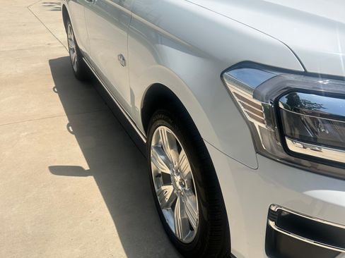 Used 2024 Ford Expedition King Ranch AWD/4WD image 16