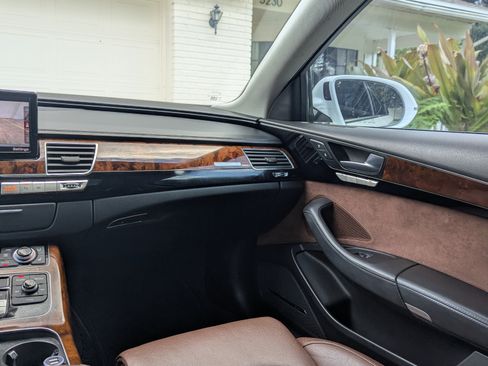 Used 2014 Audi A8 L TDI w/ Premium Package image 9