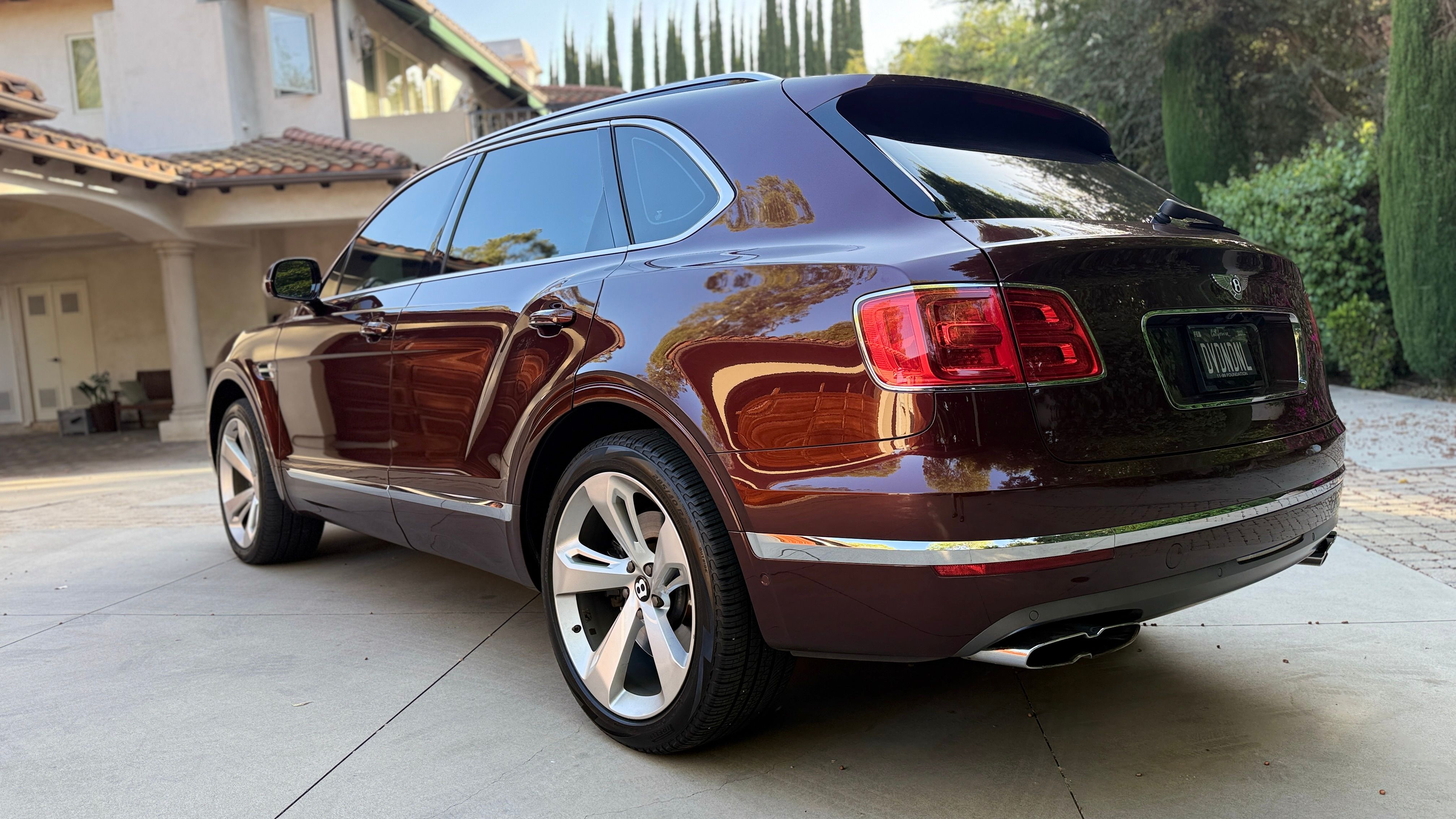 Used 2019 Bentley Bentayga AWD/4WD image 10