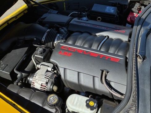 Used 2008 Chevrolet Corvette Coupe image 11