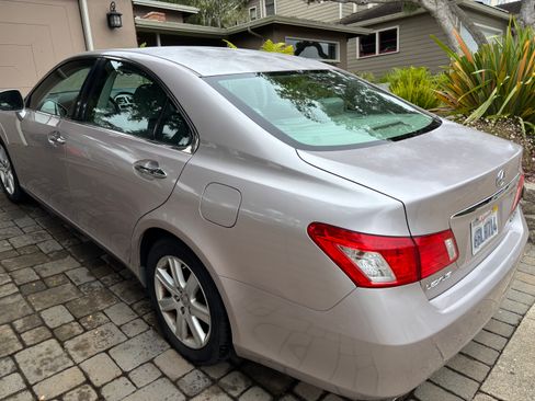 Used 2007 Lexus ES 350 w/ Premium Pkg FWD image 2
