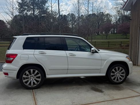 Used 2012 Mercedes-Benz GLK 350 2WD image 4