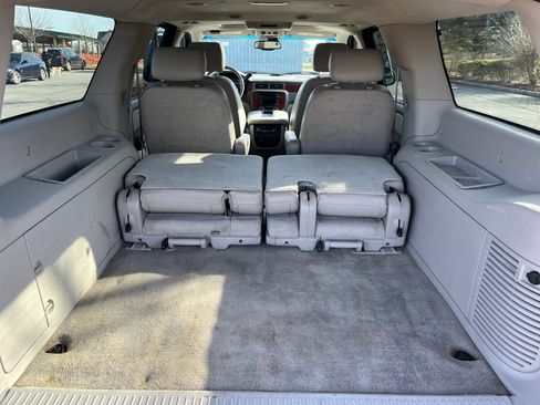 Used 2008 Chevrolet Suburban LTZ w/ LTZ Preferred Equipment Group image 29