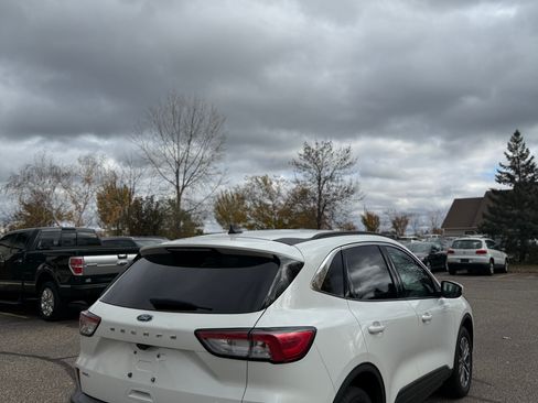 Used 2021 Ford Escape SEL image 1