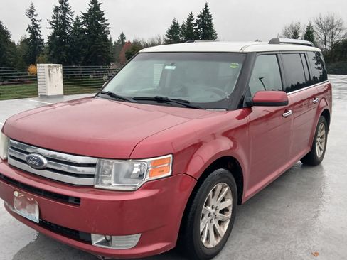 Used 2010 Ford Flex SEL image 6
