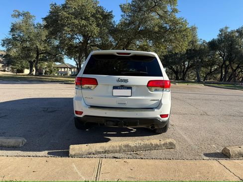 Used 2015 Jeep Grand Cherokee Limited w/ Trailer Tow Group IV image 6