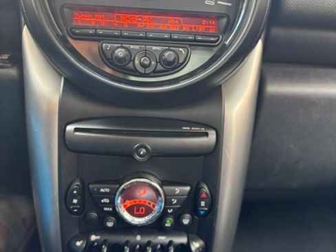 Used 2016 MINI Cooper Countryman FWD image 11